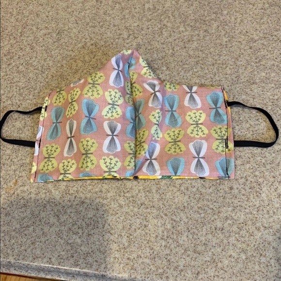 Face Mask Sunflower - Picture 3 of 4